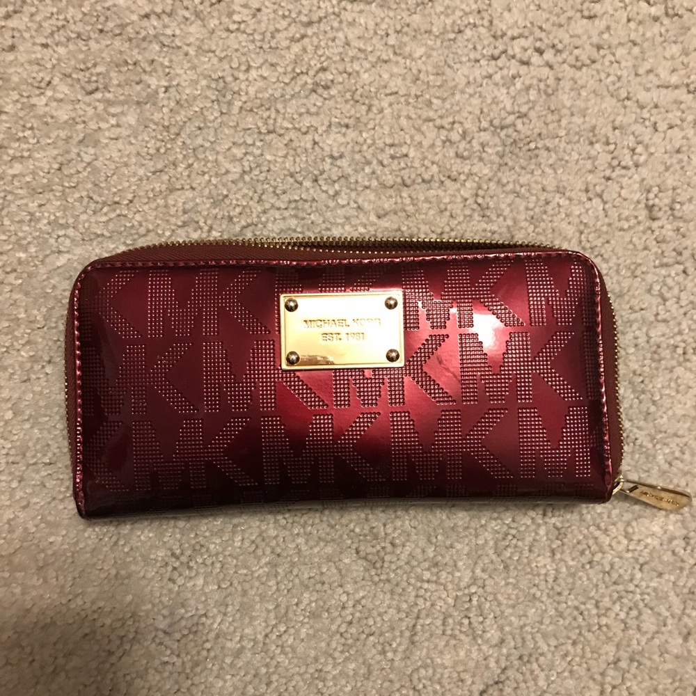EUC Michael Kors Wallet